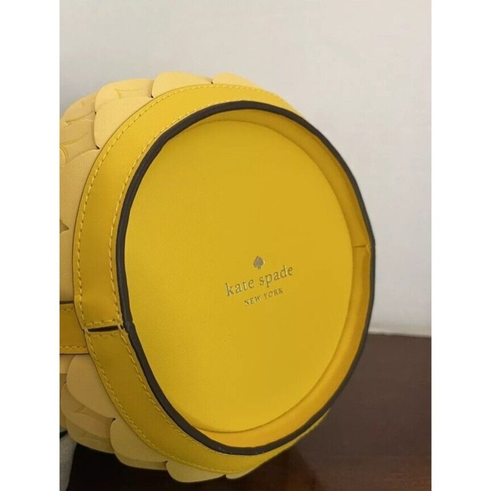 NWT Kate Spade Pineapple Crossbody Bucket Bag Amazing Colada Novelty SUMMER 2022 - Picture 5 of 7